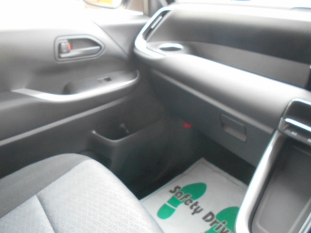 トヨタ&nbsp;ノア&nbsp;2.0 S-G&nbsp;&nbsp;福島県の詳細画像&nbsp;その5