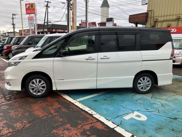 日産&nbsp;セレナ&nbsp;&nbsp;&nbsp;新潟県の詳細画像&nbsp;その4