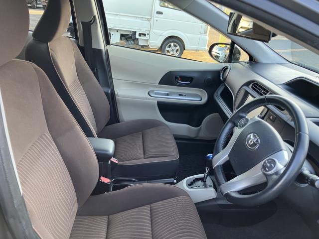 トヨタ&nbsp;アクア&nbsp;1.5 G&nbsp;&nbsp;徳島県の詳細画像&nbsp;その3