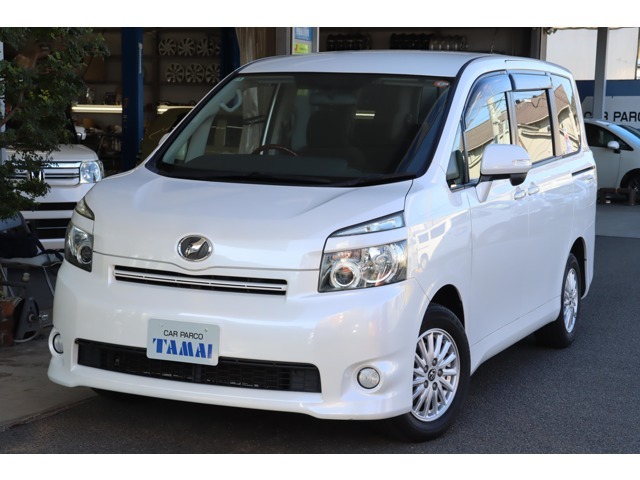 トヨタ&nbsp;ヴォクシー&nbsp;2.0 X Lエディション&nbsp;&nbsp;愛媛県