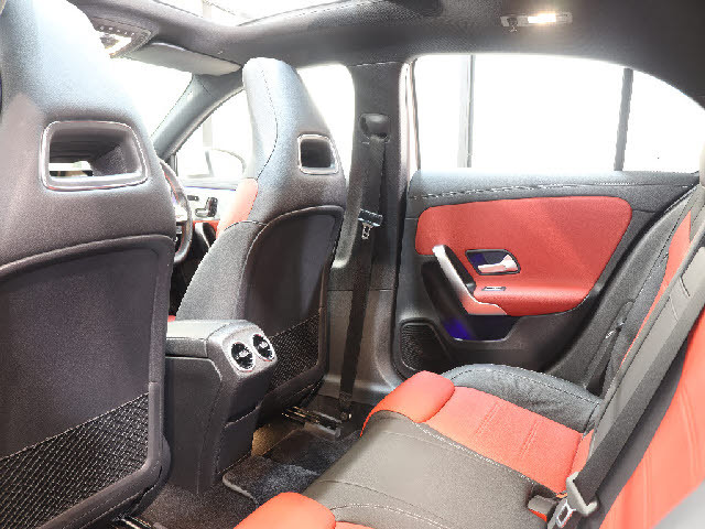 メルセデス・ベンツ&nbsp;Aクラス&nbsp;A180 スタイル AMGライン&nbsp;&nbsp;東京都の詳細画像&nbsp;その4