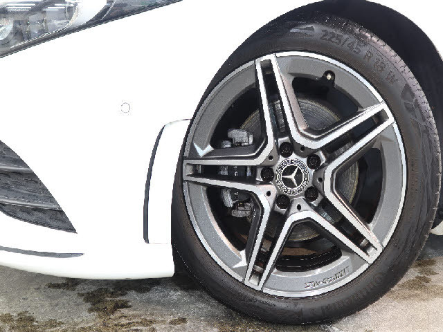 メルセデス・ベンツ&nbsp;Aクラス&nbsp;A180 スタイル AMGライン&nbsp;&nbsp;東京都の詳細画像&nbsp;その8