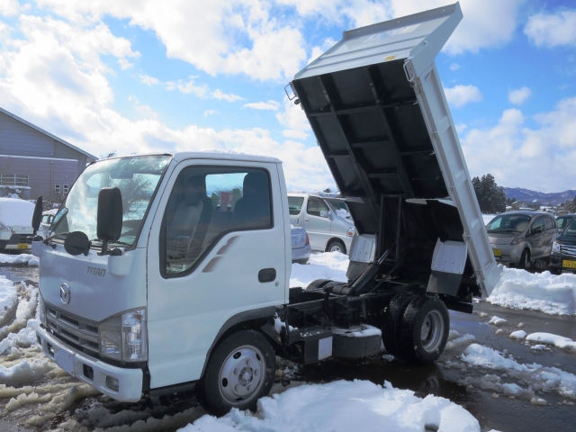 マツダ&nbsp;タイタン&nbsp;&nbsp;&nbsp;山形県