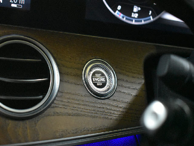 メルセデス・ベンツ&nbsp;Eクラス&nbsp;&nbsp;&nbsp;千葉県の詳細画像&nbsp;その4