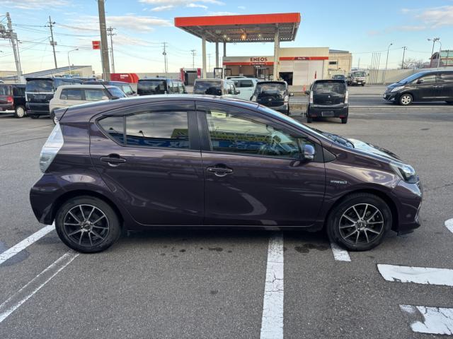 トヨタ&nbsp;アクア&nbsp;1.5 S&nbsp;&nbsp;新潟県の詳細画像&nbsp;その4