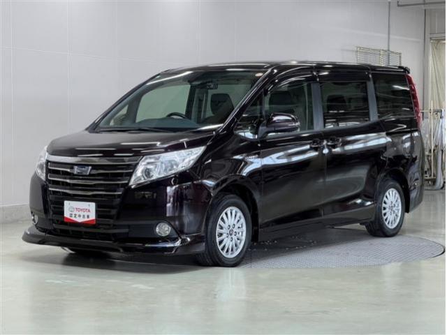 トヨタノア 中古車画像