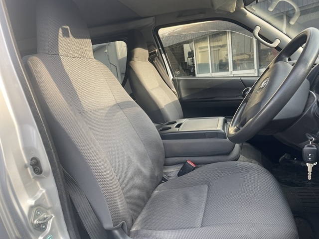 トヨタ&nbsp;レジアスエース&nbsp;&nbsp;&nbsp;新潟県の詳細画像&nbsp;その6