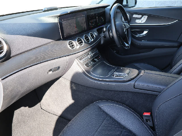 メルセデス・ベンツ&nbsp;Eクラスワゴン&nbsp;&nbsp;&nbsp;千葉県の詳細画像&nbsp;その2