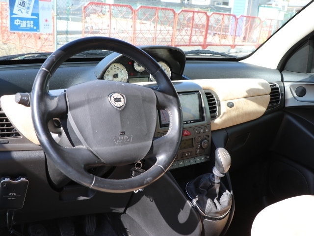 ランチア&nbsp;イプシロン&nbsp;&nbsp;&nbsp;神奈川県の詳細画像&nbsp;その5