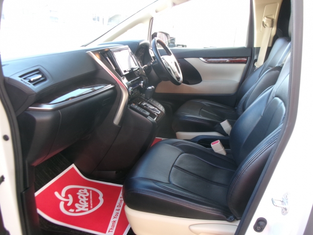 トヨタ&nbsp;アルファード&nbsp;2.5 X&nbsp;&nbsp;埼玉県の詳細画像&nbsp;その6