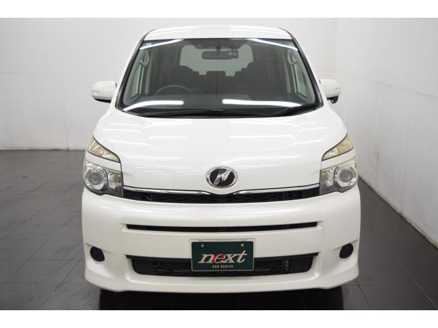 トヨタ&nbsp;ヴォクシー&nbsp;2.0 X Lエディション&nbsp;&nbsp;千葉県の詳細画像&nbsp;その2