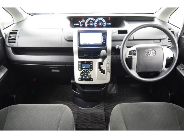 トヨタ&nbsp;ヴォクシー&nbsp;2.0 X Lエディション&nbsp;&nbsp;千葉県の詳細画像&nbsp;その6