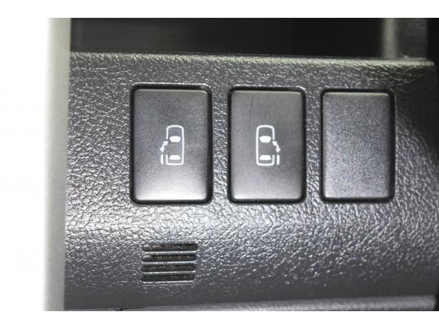 トヨタ&nbsp;ヴォクシー&nbsp;2.0 X Lエディション&nbsp;&nbsp;千葉県の詳細画像&nbsp;その9