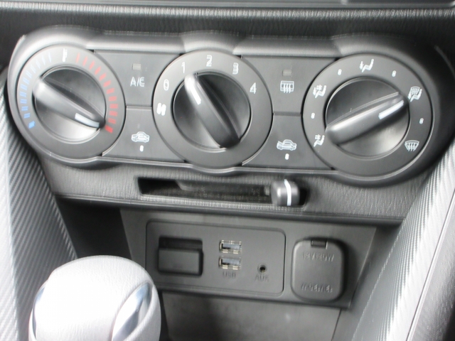 マツダ&nbsp;MAZDA2&nbsp;1.5 15C&nbsp;&nbsp;秋田県の詳細画像&nbsp;その9