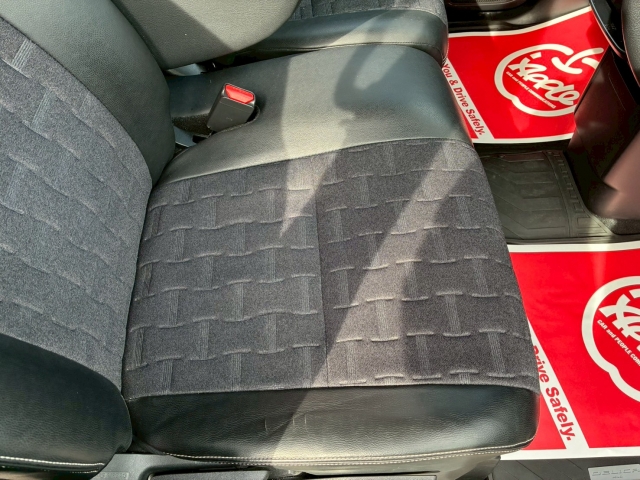 三菱&nbsp;デリカミニ&nbsp;660 T プレミアム&nbsp;&nbsp;埼玉県の詳細画像&nbsp;その7