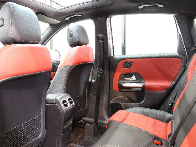 メルセデス・ベンツ&nbsp;Bクラス&nbsp;B180 AMGライン&nbsp;&nbsp;東京都の詳細画像&nbsp;その4