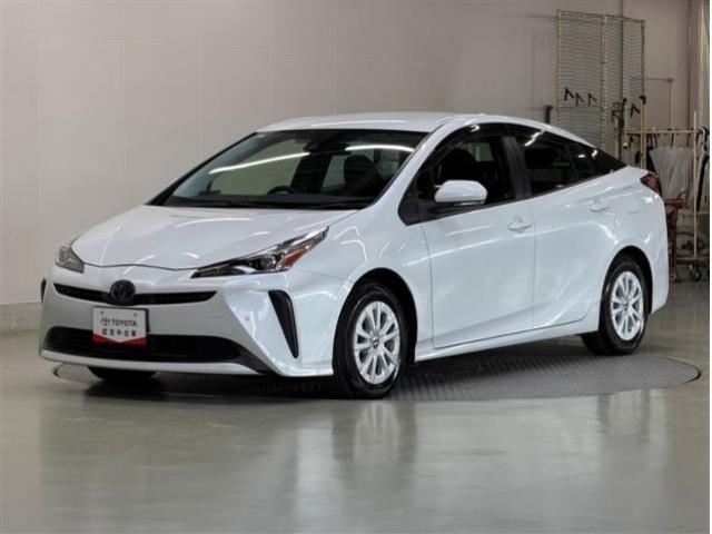 トヨタ&nbsp;プリウス&nbsp;1.8 S&nbsp;&nbsp;愛媛県