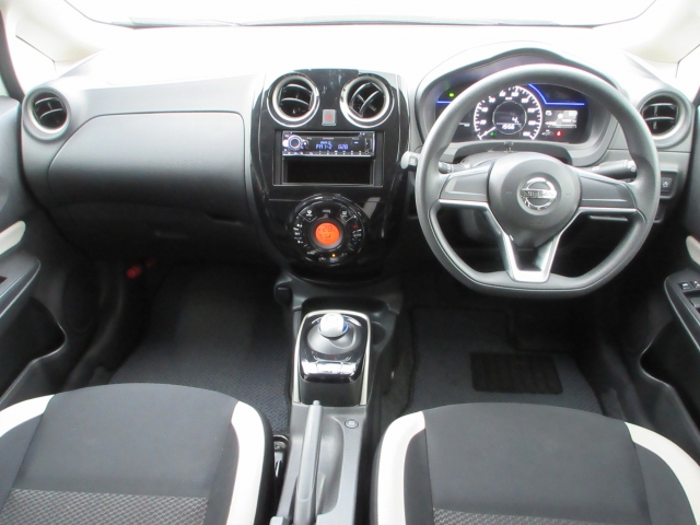 日産&nbsp;ノート&nbsp;1.2 e-POWER X&nbsp;&nbsp;秋田県の詳細画像&nbsp;その2