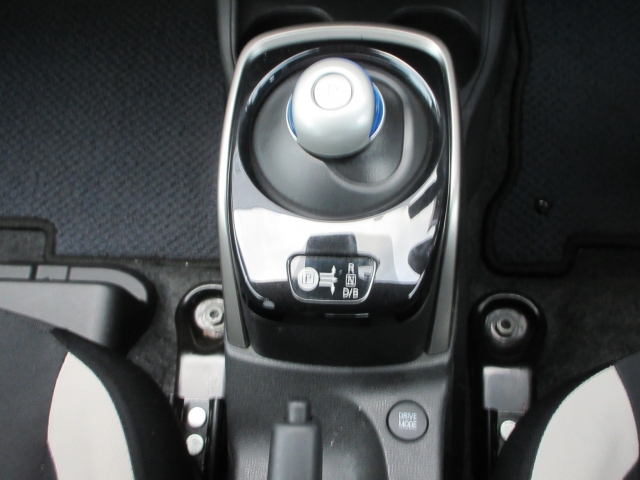 日産&nbsp;ノート&nbsp;1.2 e-POWER X&nbsp;&nbsp;秋田県の詳細画像&nbsp;その8