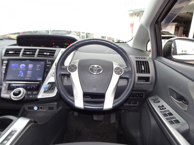 トヨタ&nbsp;プリウスα&nbsp;1.8 S ツーリングセレクション&nbsp;&nbsp;宮城県の詳細画像&nbsp;その2