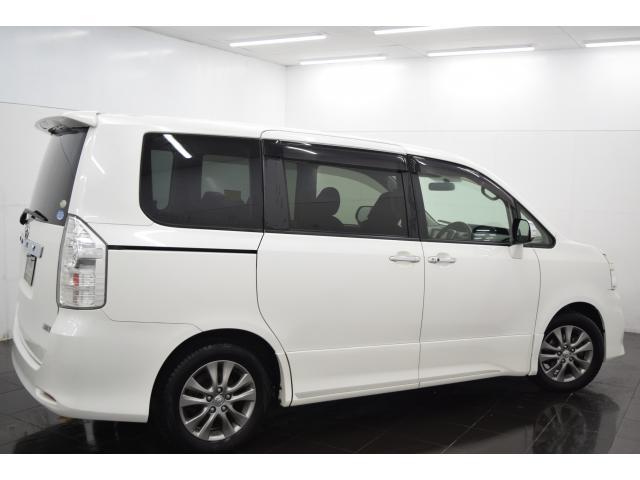 トヨタ&nbsp;ヴォクシー&nbsp;&nbsp;&nbsp;千葉県の詳細画像&nbsp;その4