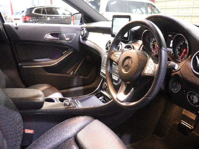 メルセデス・ベンツ&nbsp;GLAクラス&nbsp;&nbsp;&nbsp;埼玉県の詳細画像&nbsp;その7