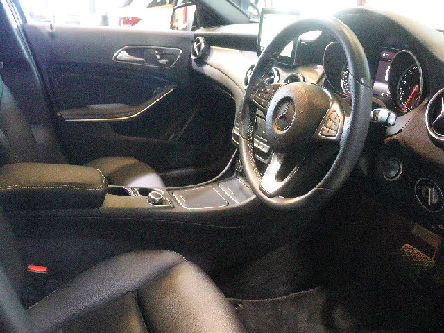 メルセデス・ベンツ&nbsp;GLAクラス&nbsp;&nbsp;&nbsp;埼玉県の詳細画像&nbsp;その7