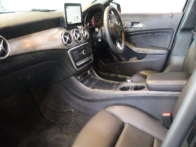 メルセデス・ベンツ&nbsp;GLAクラス&nbsp;&nbsp;&nbsp;埼玉県の詳細画像&nbsp;その8