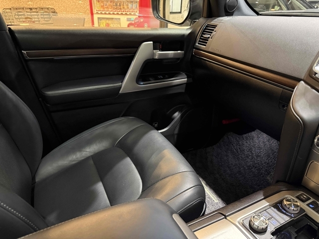 トヨタ&nbsp;ランドクルーザー200&nbsp;&nbsp;&nbsp;宮城県の詳細画像&nbsp;その8