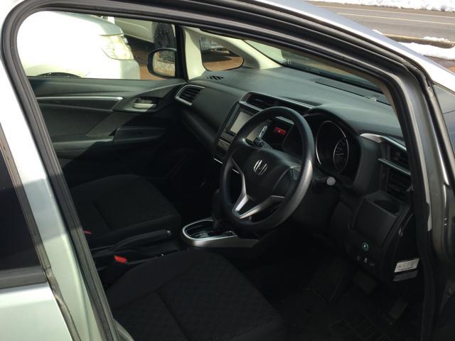 ホンダ&nbsp;フィット&nbsp;1.3 13G Fパッケージ&nbsp;&nbsp;新潟県の詳細画像&nbsp;その8