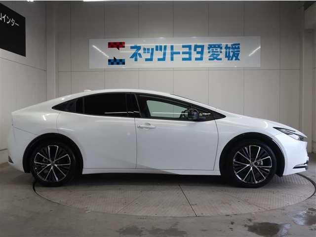 トヨタ&nbsp;プリウス&nbsp;2.0 Z&nbsp;&nbsp;愛媛県の詳細画像&nbsp;その6