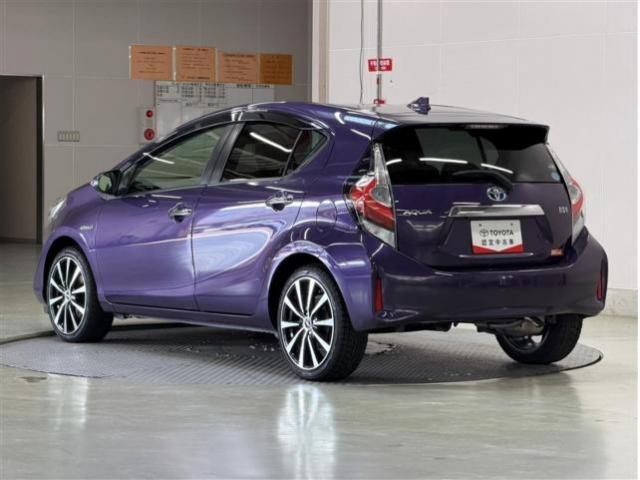 トヨタ&nbsp;アクア&nbsp;1.5 S スタイルブラック&nbsp;&nbsp;愛媛県の詳細画像&nbsp;その3