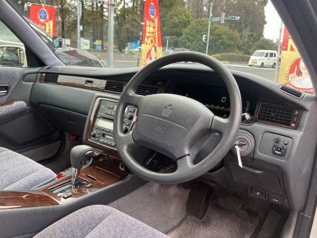 トヨタ&nbsp;クラウン&nbsp;3.0 ロイヤルサルーン&nbsp;&nbsp;埼玉県の詳細画像&nbsp;その4