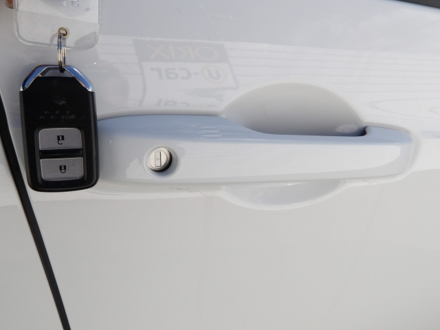 ホンダ&nbsp;フィット&nbsp;1.3 ベーシック&nbsp;&nbsp;群馬県の詳細画像&nbsp;その9