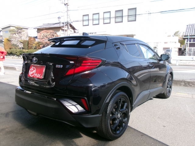 トヨタ&nbsp;C-HR&nbsp;&nbsp;&nbsp;埼玉県の詳細画像&nbsp;その3