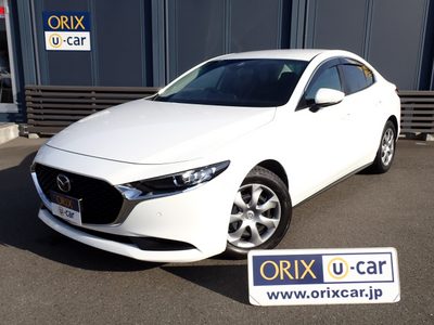 マツダMAZDA3セダン