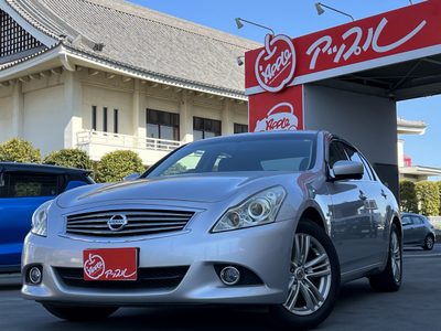 日産スカイライン