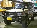 トヨタ ランドクルーザー70  